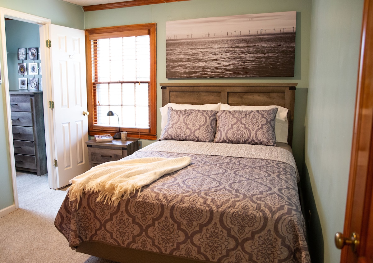 ห้องนอน #1 ชั้นแรก