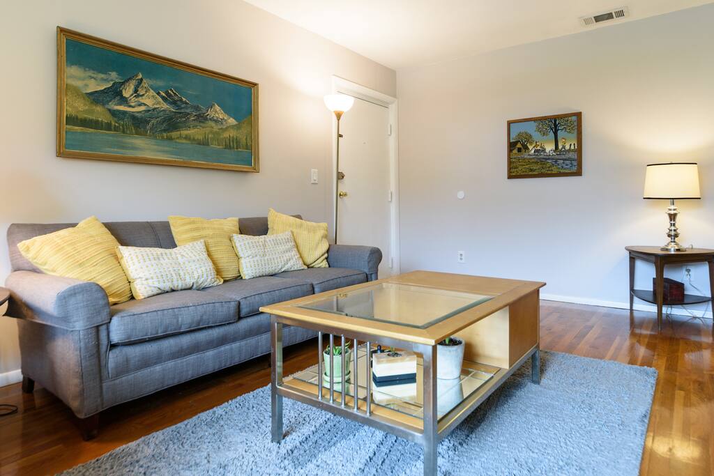 Read, meditate, cuddle, or nap in this very sunny and cozy living room.