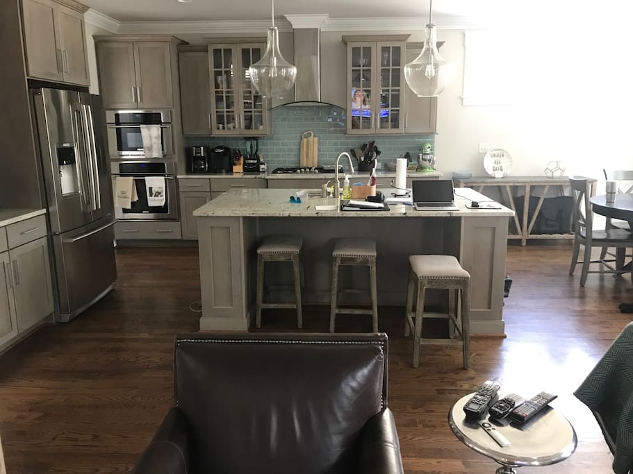 Large open kitchen w
