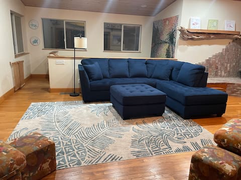 Successful Airbnb property: Custom 6 bedroom home perfect for family gathering in Imperial Beach