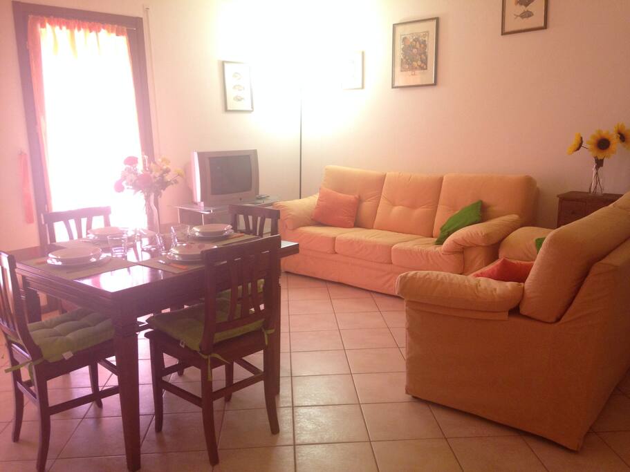 living/dining room