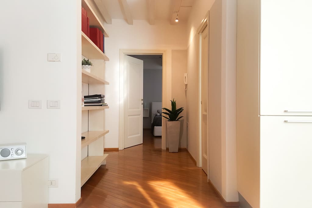 Corridor/Corridoio