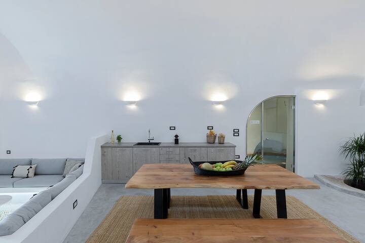 Alluvial Santorini Suites gallery image 3