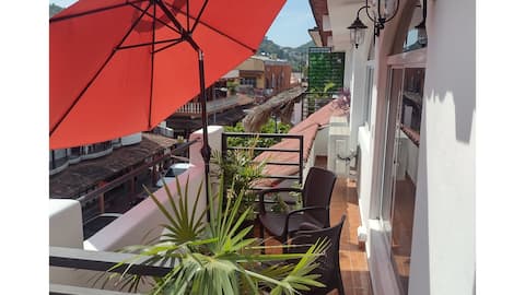 Popular Airbnb listing: Apartment number 1 Kahuna house in Zihuatanejo