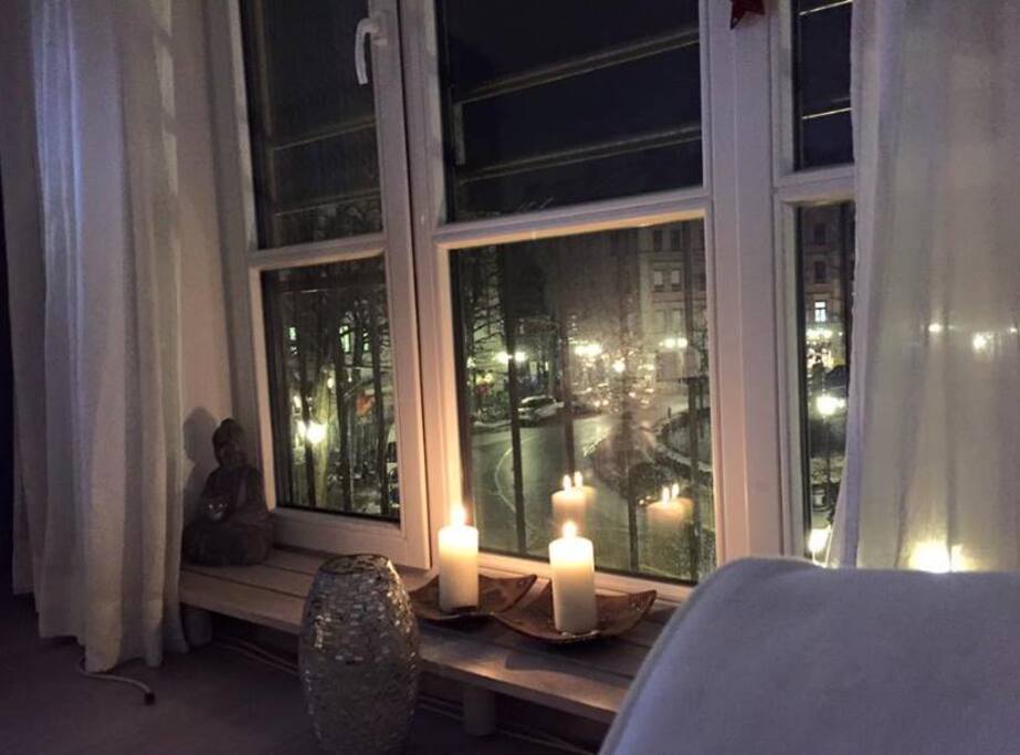 guest room
Gästezimmer
- with the view to the Gärtnerplatz
