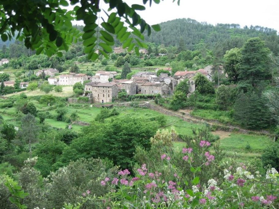 le hameau de l' Elziere