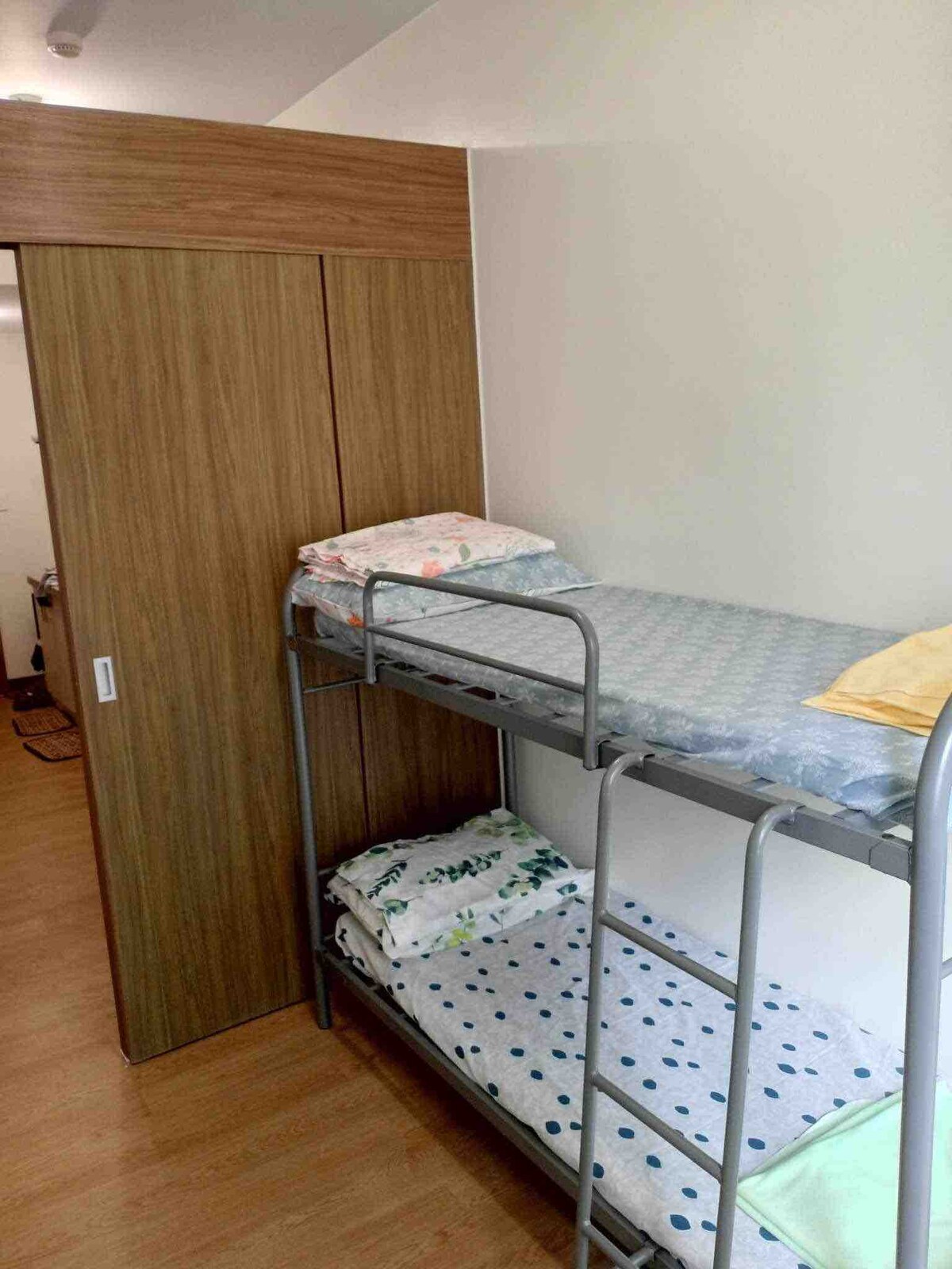 Spring Residences - Hotels for Rent in Parañaque, Metro Manila ...