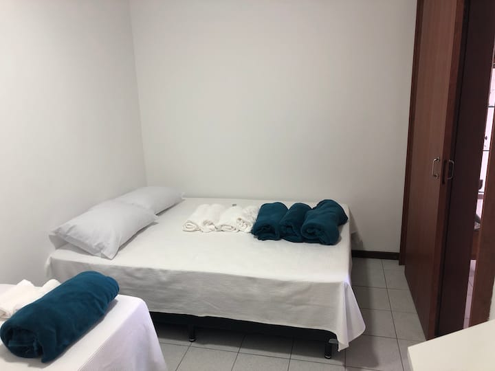 1 кутија пролет во спалната соба 2