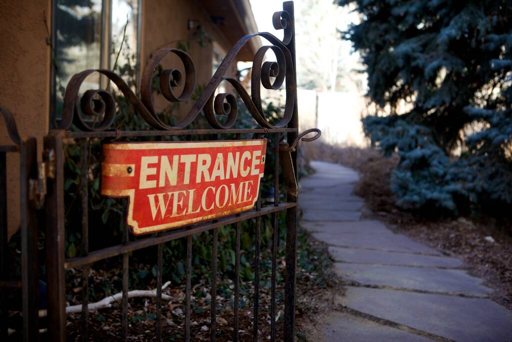 Private Entrance