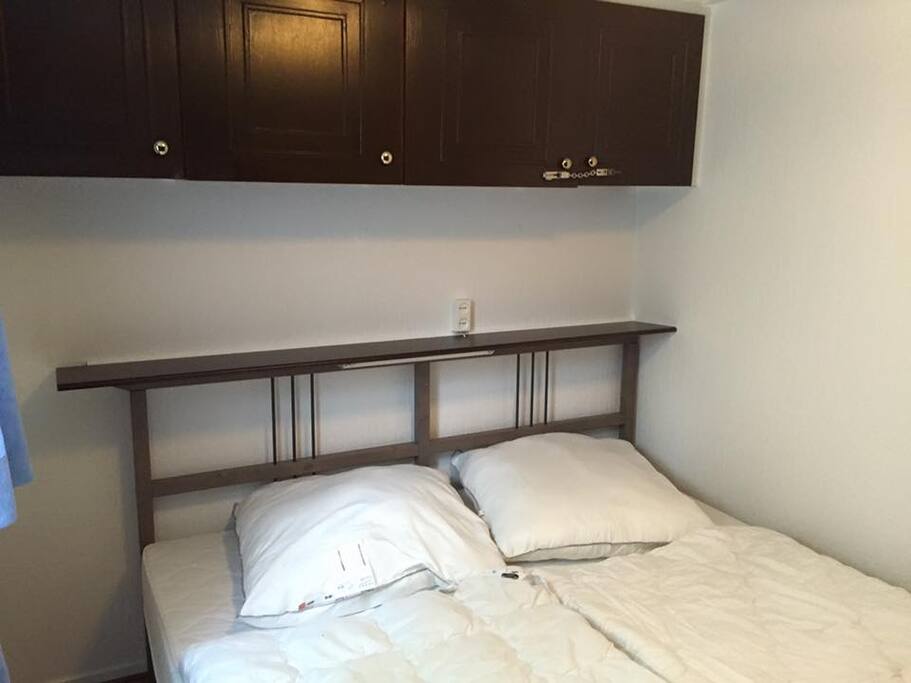 Doppelbett Schlafzimmer