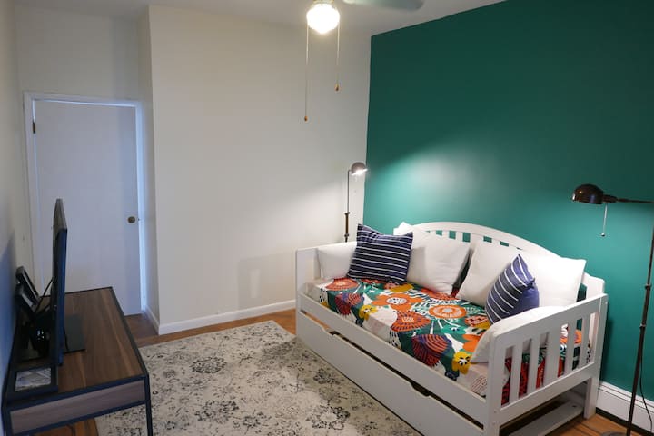 Bright Hoboken Apt: 20 Min To Nyc - Jersey City