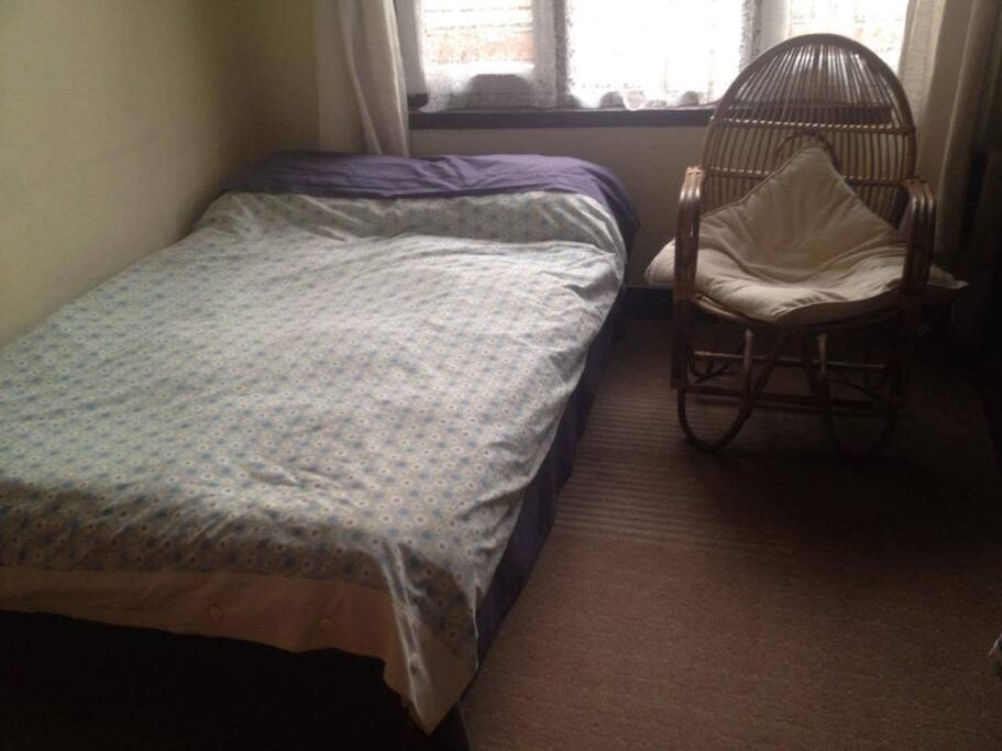 Bed room for a healthy sleep
