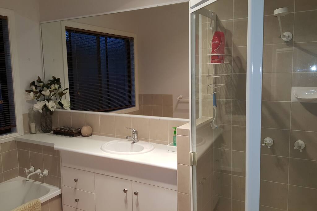 Main bathroom