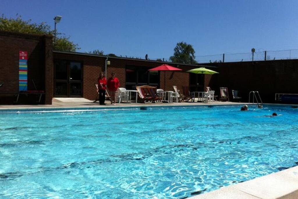 Local open air pool 15 minutes walk away
