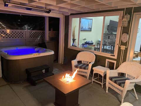 Private Waterfront Home Wine Trail Hot Tub Dock