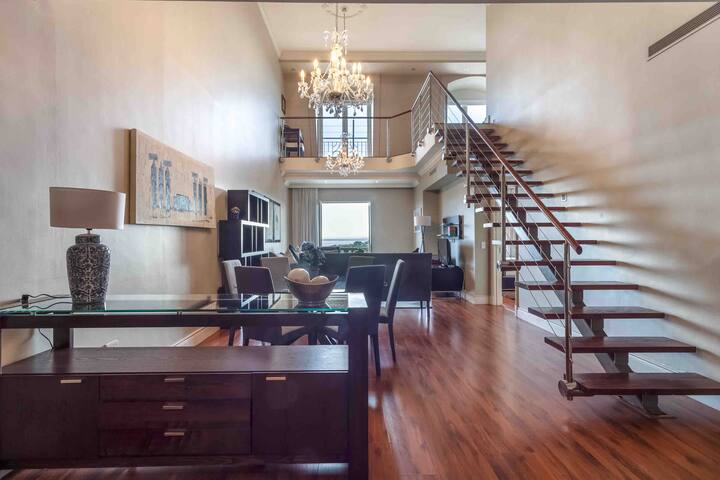 Cape Royale Penthouse *Inverter Available* gallery image 2