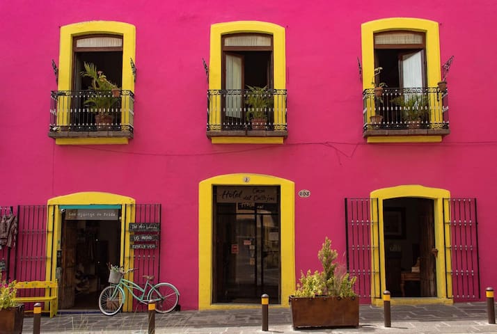 Alley house hotel