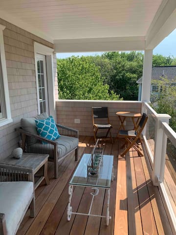 Ottawa Bonnet Shores Narragansett Immaculate! gallery image 5