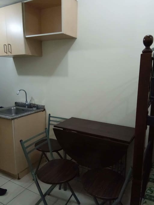 Foldable Dining Table