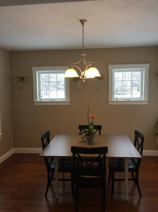 Breakfast Room