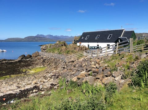 House by the sea, Fisherman's Loft