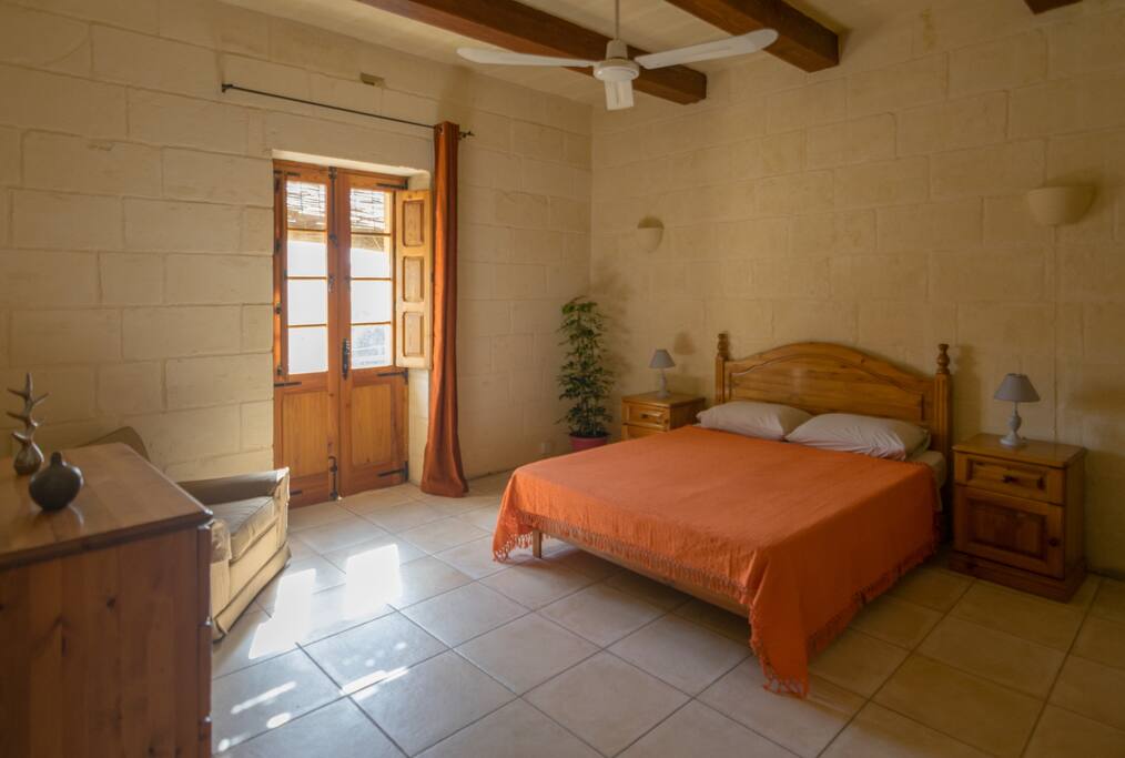 Large Double with Private Bathroom