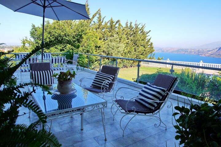 Villa Barbara: The Majestic View Villa gallery image 4