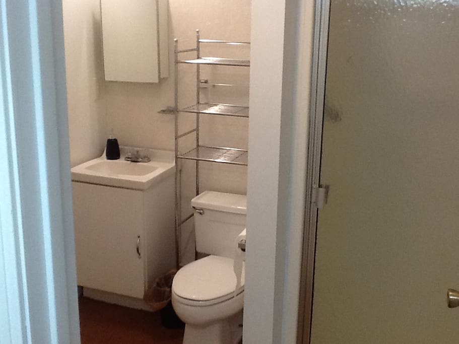 Bathroom/shower