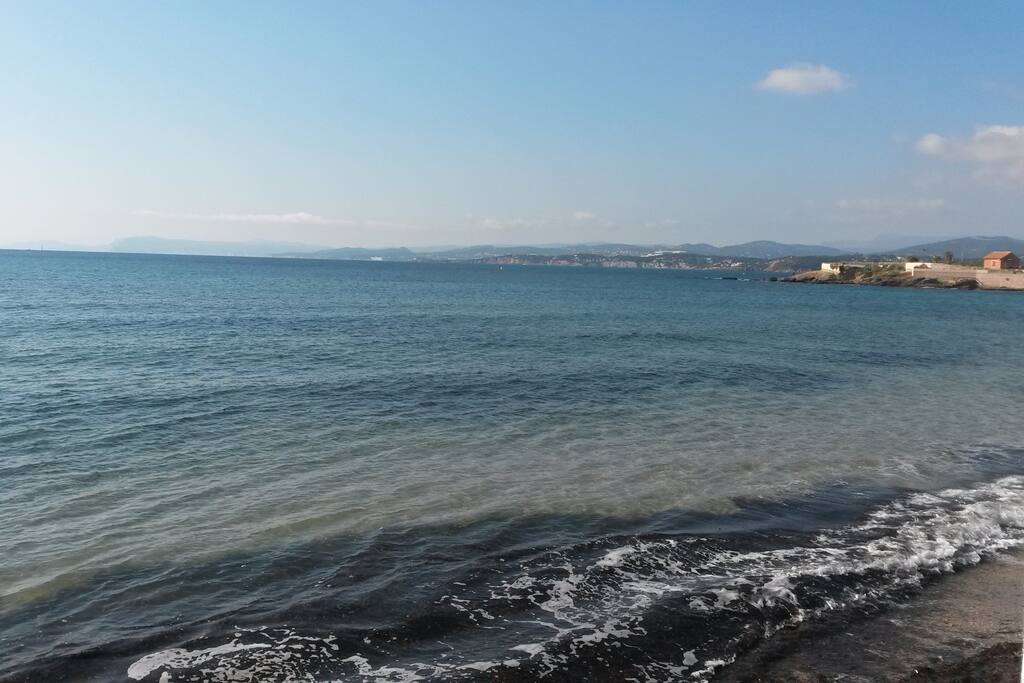 Plage au pied de l'immeuble
