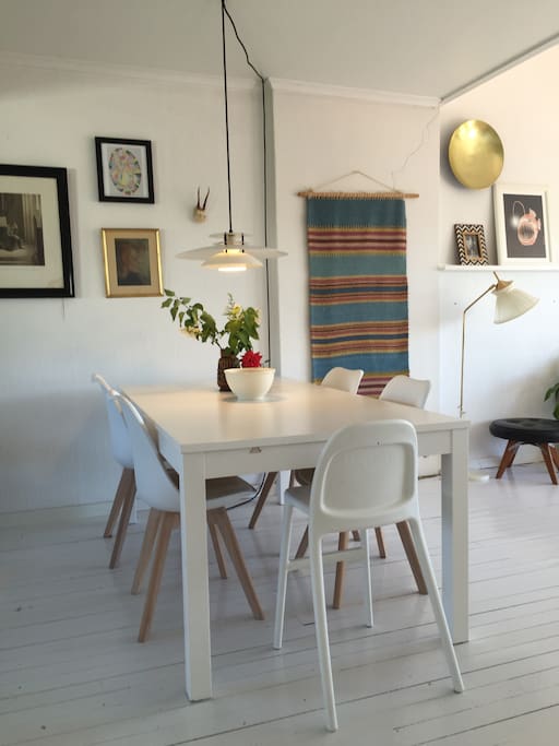 Light and spacious dining area.