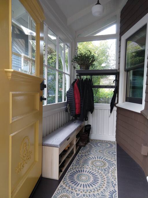 The entryway.