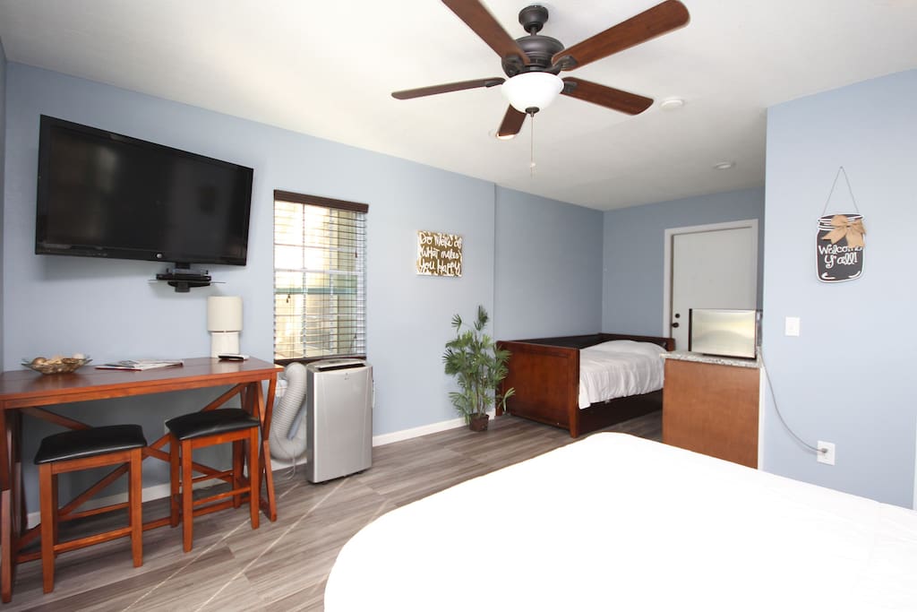 Plenty of room for your entire group to rest and relax in the heart of Destin