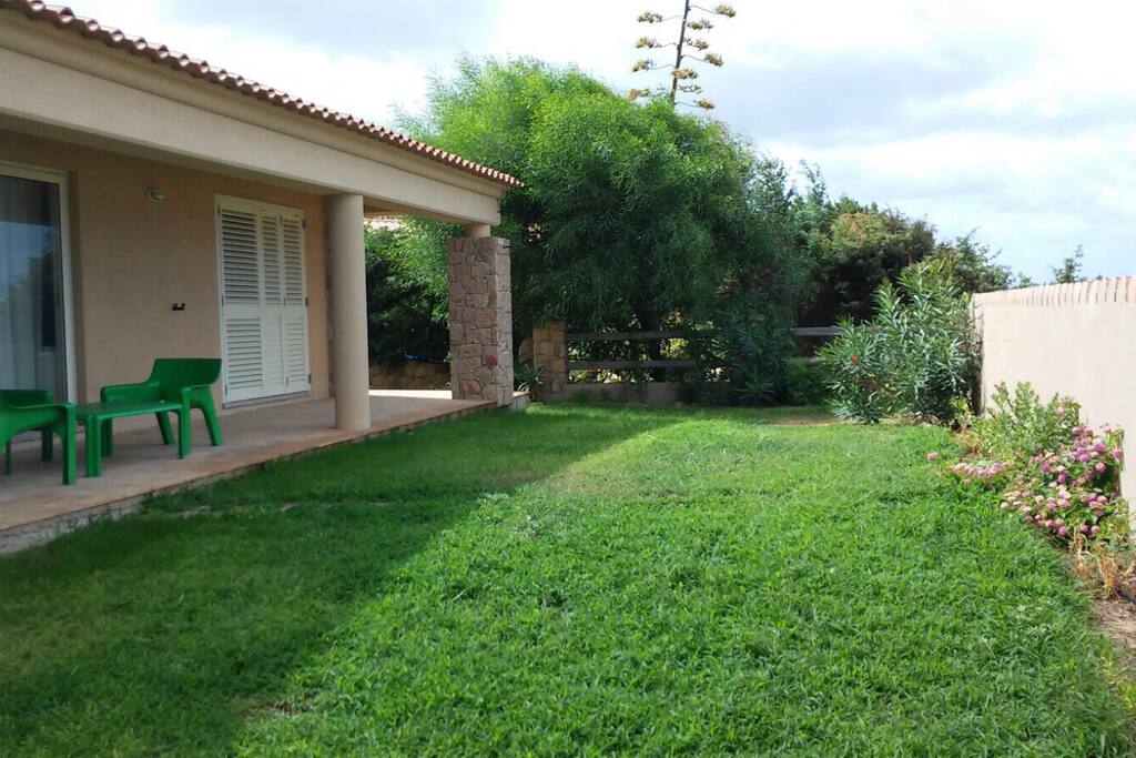 Prato verde fronte mare