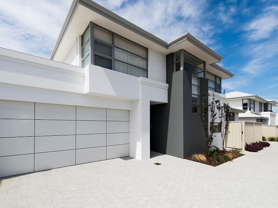 A stunning secure complex