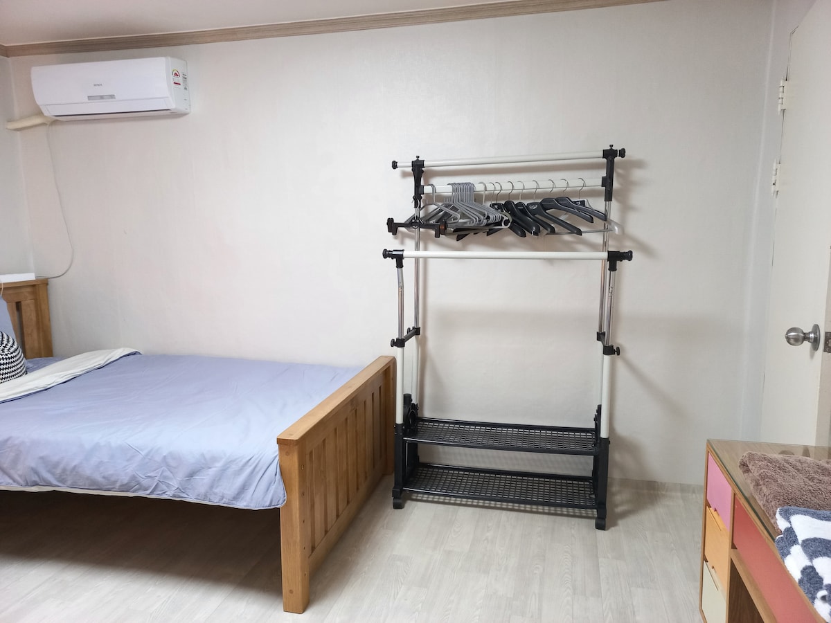 غرفة النوم 2