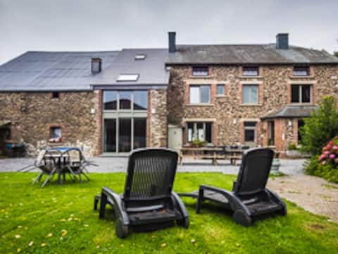 Conrad's farmhouse - 10 to 29 people