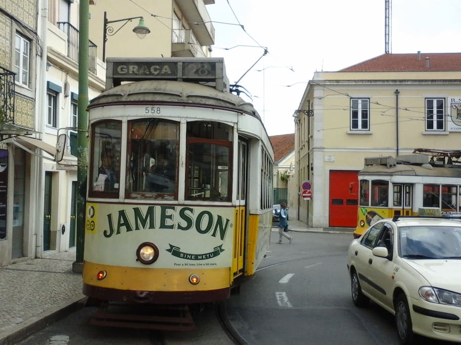 Tram 28