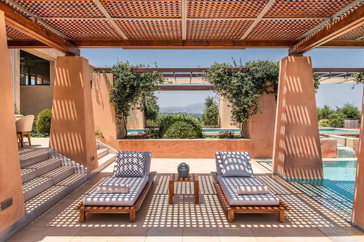 VILLA ANNANIKO CHANIA HEATED POOLS & HOT TUBE gallery image 5