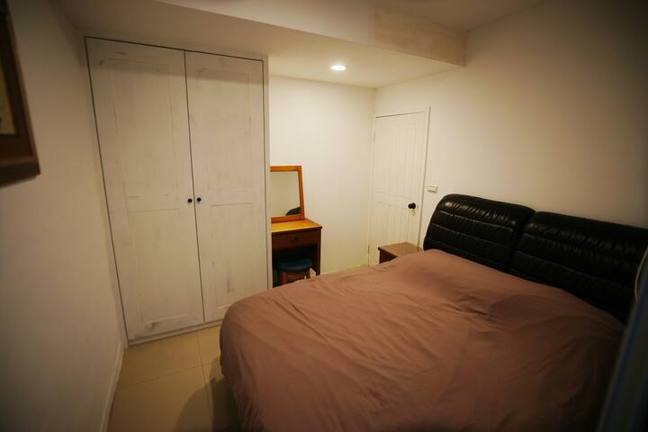 New Xīnhai MRT 2 Room apartment gallery image 5