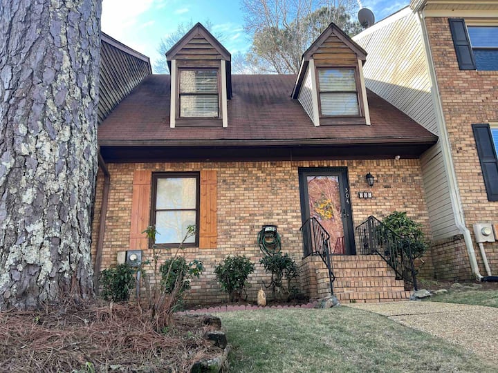 Hoover Vacation Rentals & Homes Alabama, United States Airbnb