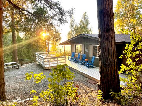Bluebird Cabin Nature Getaway