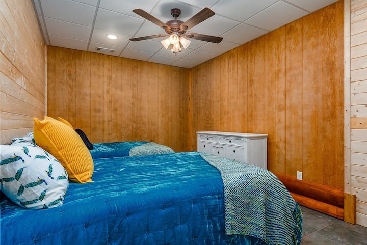 Another perfect room for kids. Bring the whole family and friends too! This bedroom also has 2 full beds.
