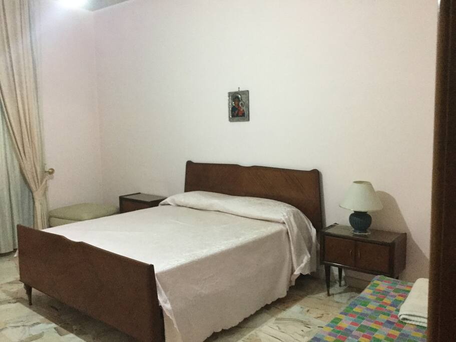 Camera matrimoniale con terzo letto