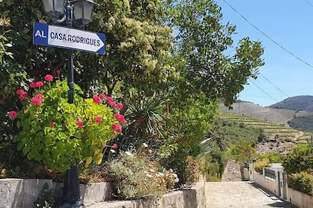 Casa Rodrigues- Conforto e Beleza num só local|