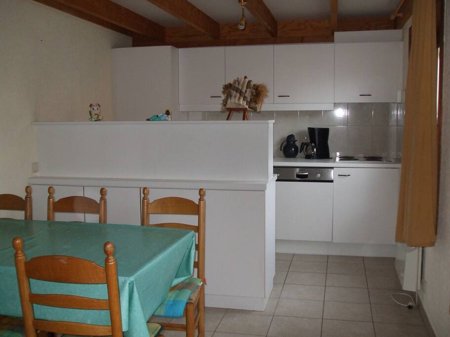 tafel en keuken