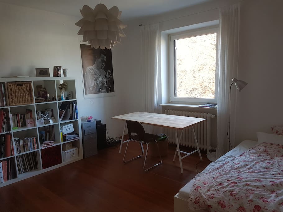 pretty large (over 20qm) sleeping room 3...