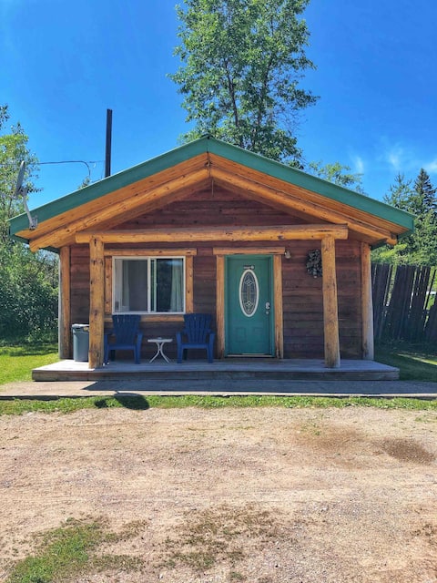 Great Bear Cabin #1 - minutes from GNP