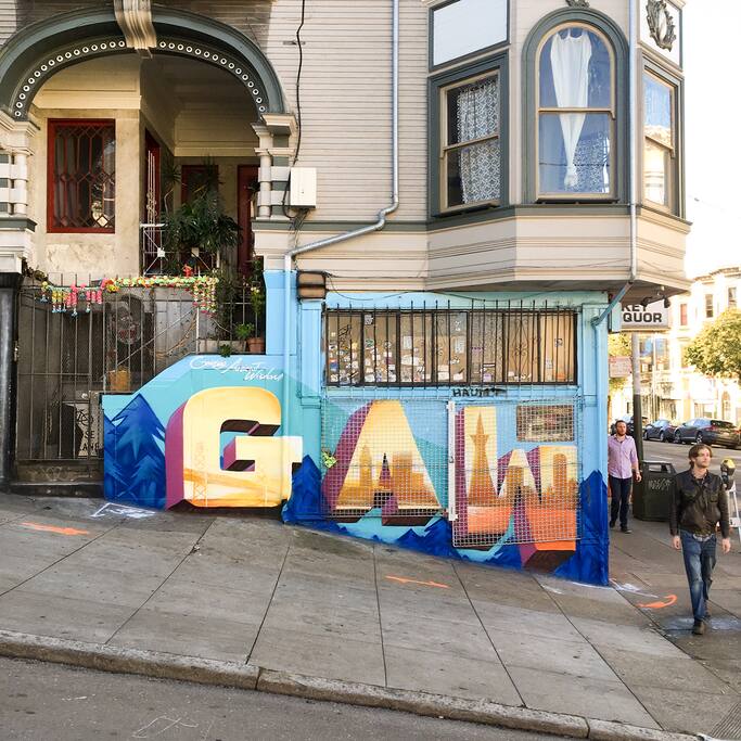 Haight-Ashbury의 Love on Haight 사진