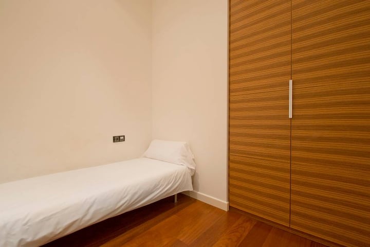 ห้อง 2/สองเตียงแยกกัน/Habitación 2