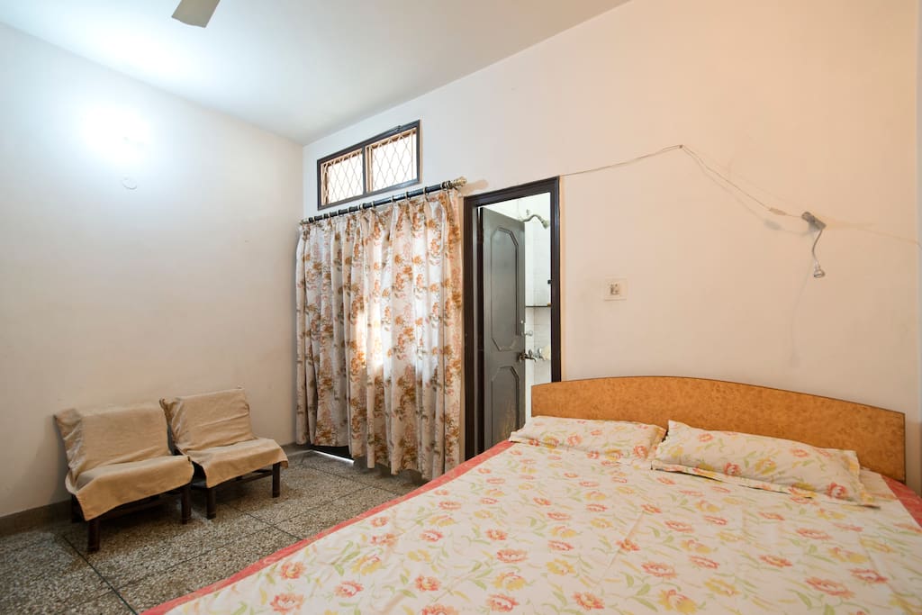 Double bed ensuite room
